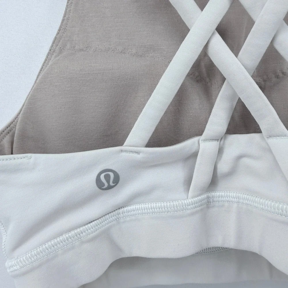 Lululemon Energy Bra High Neck White Crisscross‎ Strappy Back Sports Bra Size 6